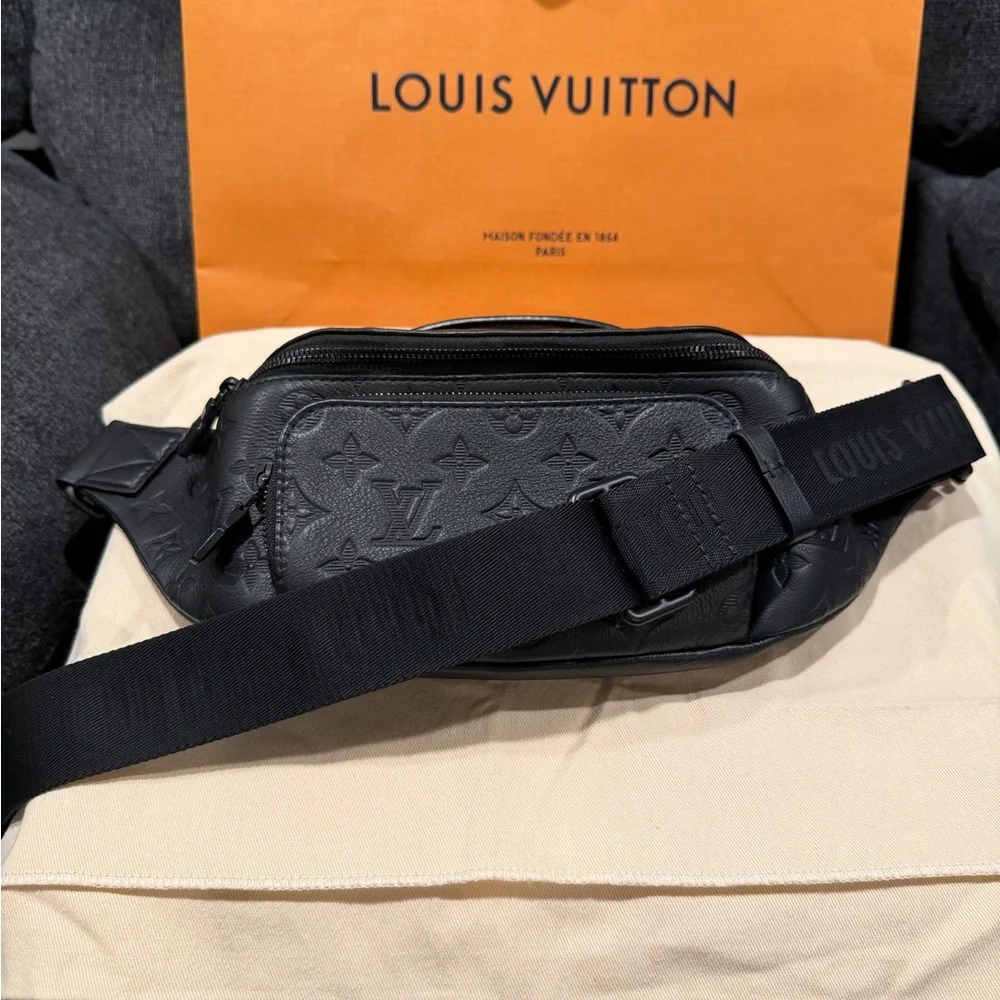 Louis Vuitton Men's Black Monogram Belt Bag Rush Bum Shadow Bag - Picture 2 of 8